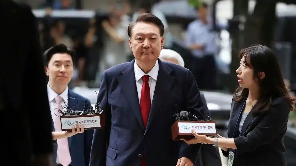 特朗普：正筹备普京与泽连斯基会晤