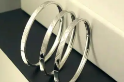   接棒金银大涨 又一贵金属涨幅翻倍 缩略图