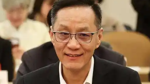 冯远征呼吁进一步整治黄牛倒票行为