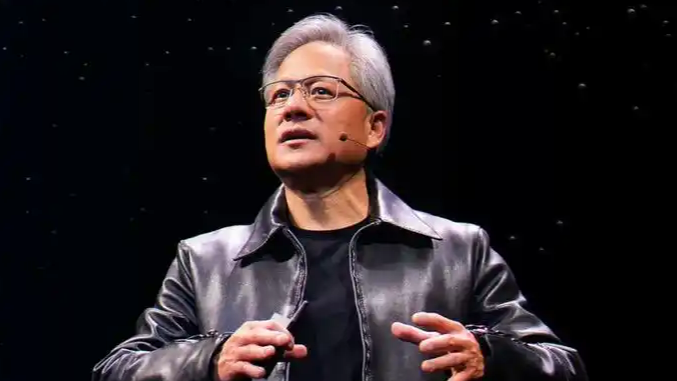  黄仁勋：全球一半AI人才都是中国人