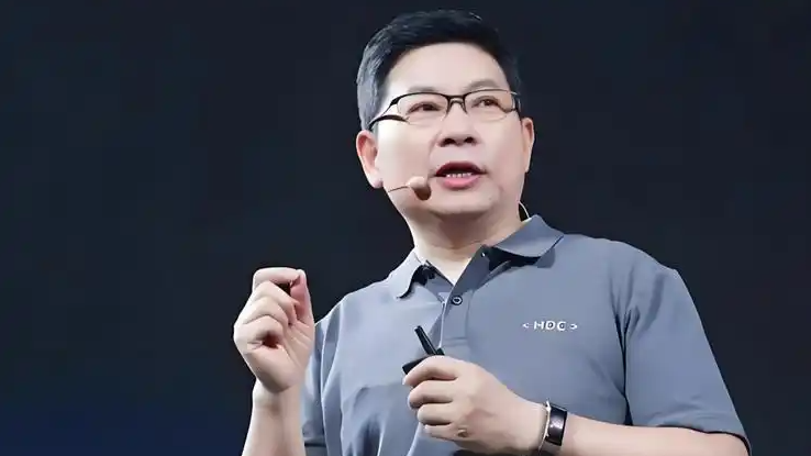  余承东：按华为标准有的车厂发不了货