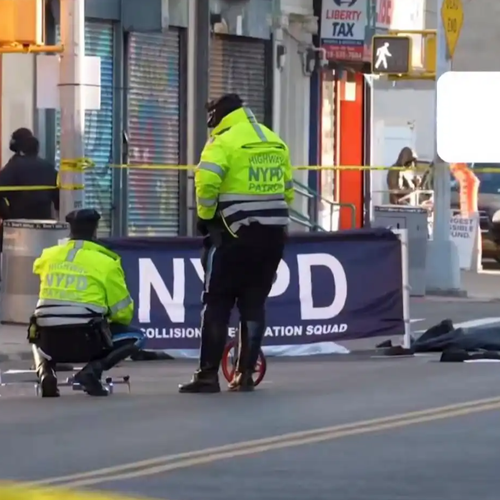 美国童星疑闯红灯被拖行致死