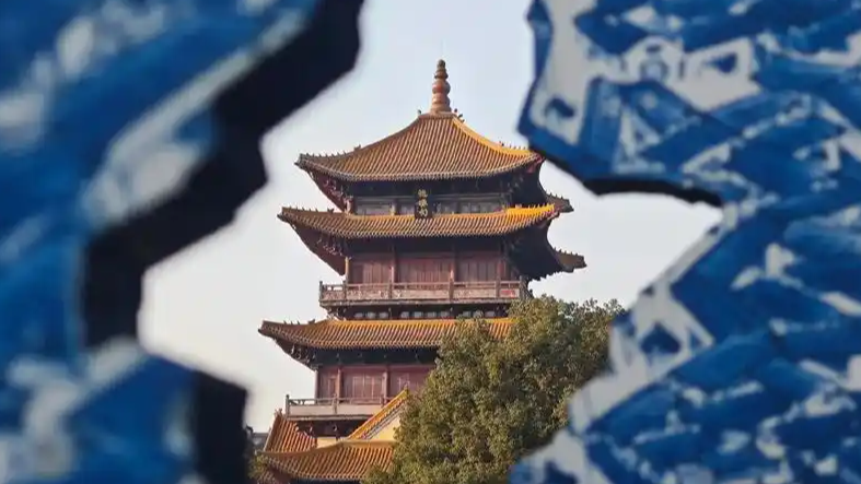 美关税大棒因何“砸向”印度