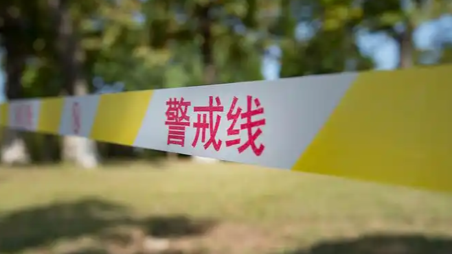 江西一地有车辆落水致8人死亡