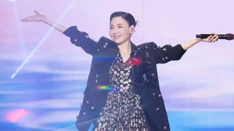 张柏芝宣告回归乐坛