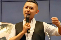   大冰直播“假牙掉了” 缩略图