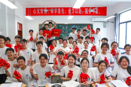   高考报名人数为什么会下降 缩略图