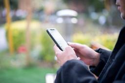   手机App偷偷记录位置？国安部提醒 缩略图