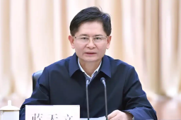   培植个人势力 蓝天立被“双开” 缩略图