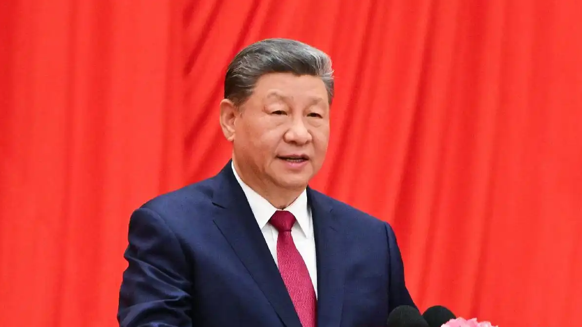 迈步新征程 我们自信而笃行