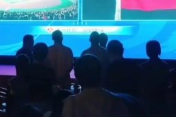 每个中国人刻在DNA里的反应