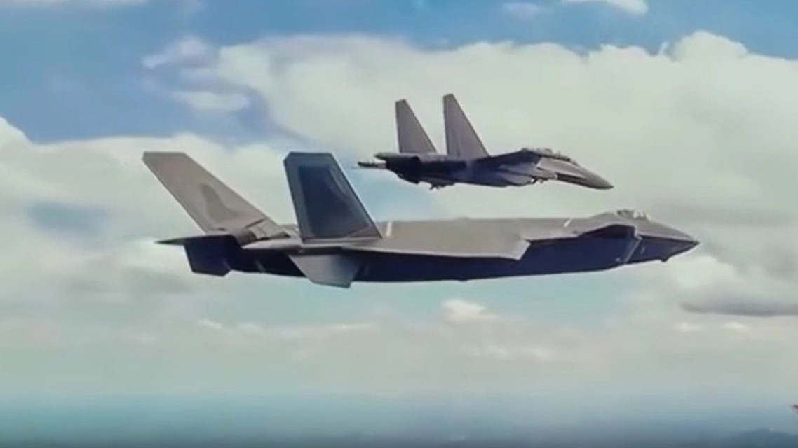 空军新“三剑客”亮相