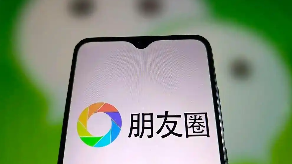  朋友圈刮起一阵“素颜风”