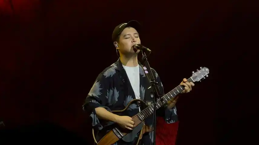 王大雷回应扔队长袖标