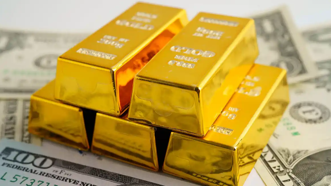 现货黄金涨破4400美元