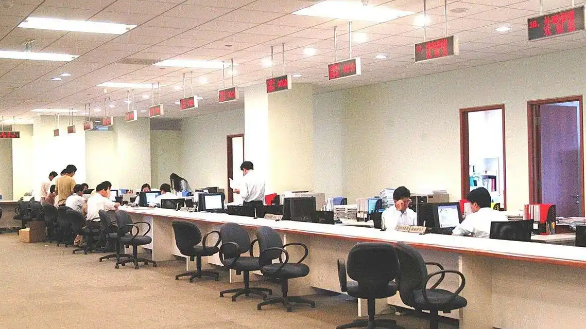 胖东来新店本科保安保洁岗位已报满