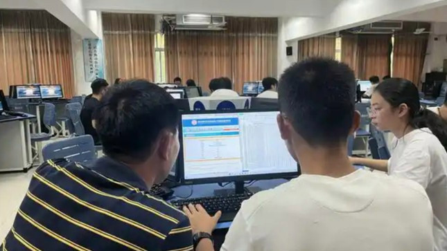  河南高考“神仙打架”名场面