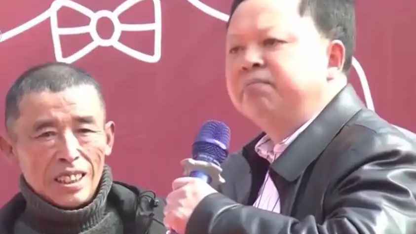  岳父退还18.8万彩礼 回归礼节本质