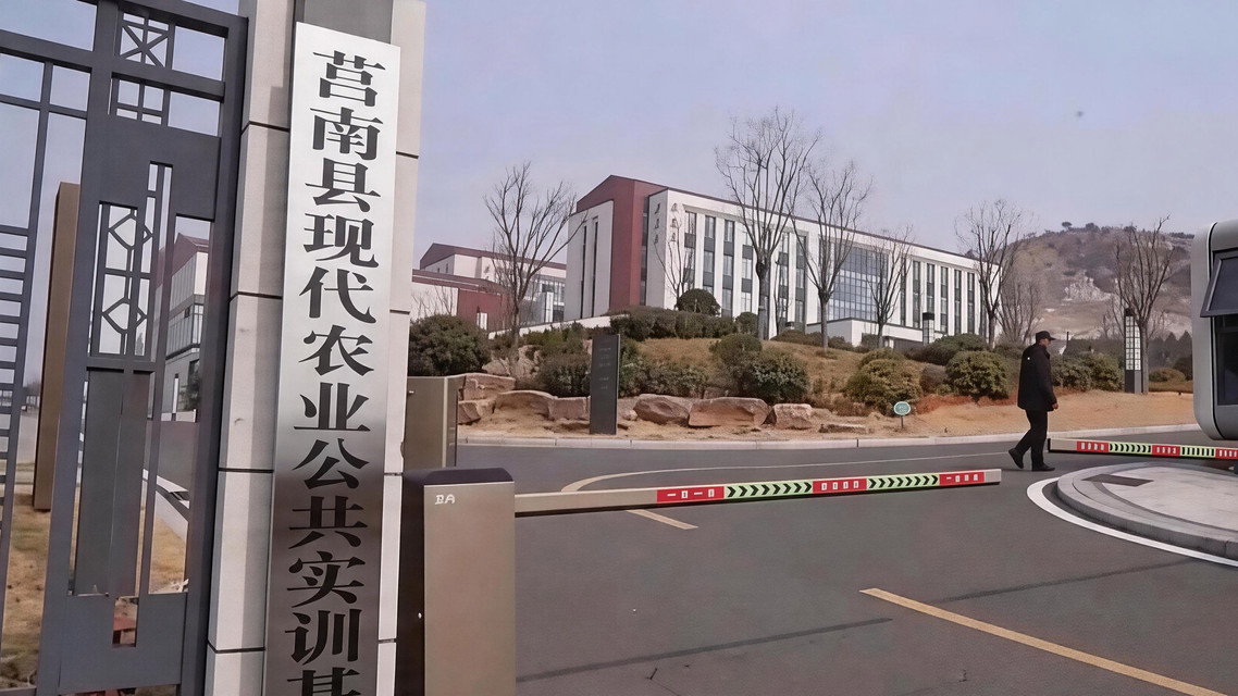  7亿建的农业实训基地却不见农业影子