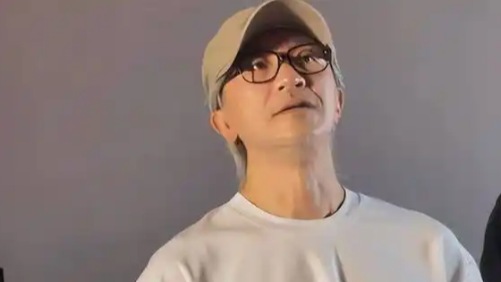 周星驰：因为喜欢李小龙从小苦练功夫