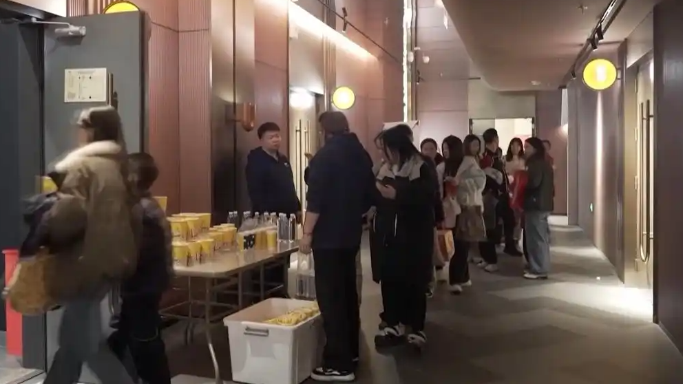 中国贡献近半票房！《疯狂动物城2》全球热映背后最大赢家是谁？