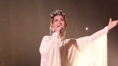  者来女把《玉盘》唱碎了