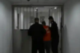   男子为讲课费出卖国家秘密 缩略图