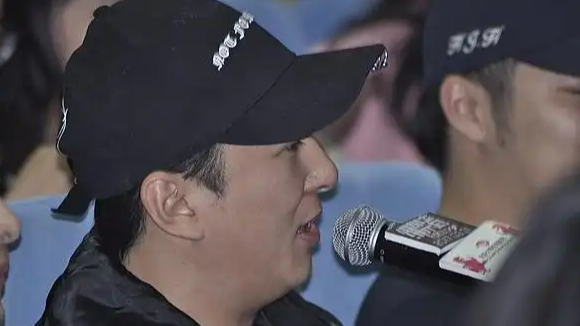  王思聪6年内已3度退出万达系决策层