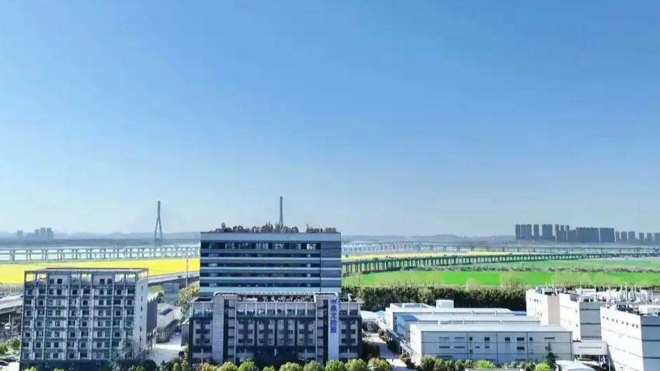 谁在存储双雄的影子里赚钱