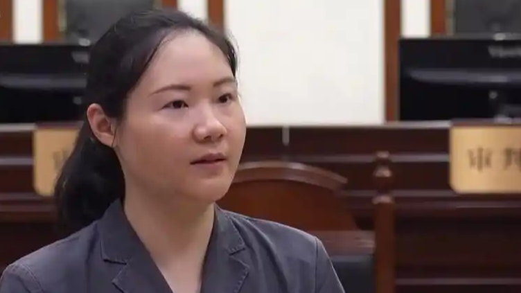 广东一网红景点5人被水冲走