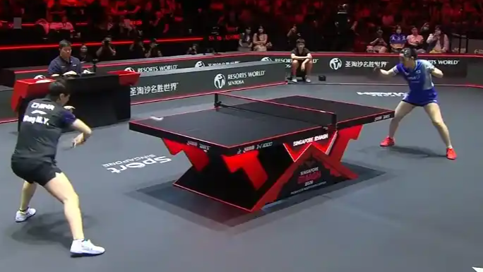 王曼昱晋级WTT新加坡大满贯女单4强