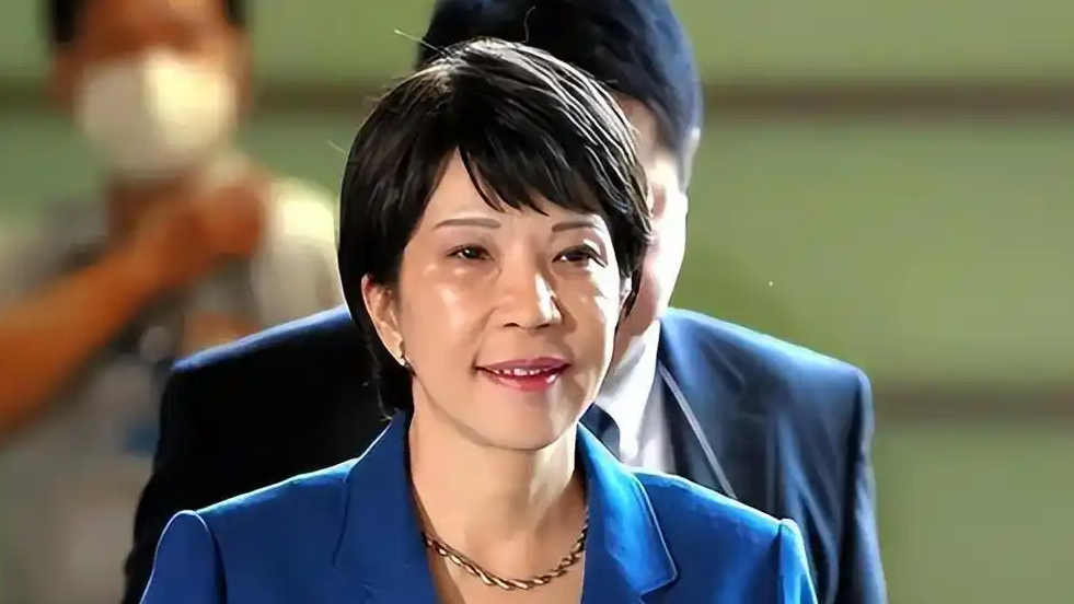 日本高市内阁全体阁僚提交辞呈