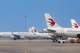   大批“五一”航班突然取消 缩略图