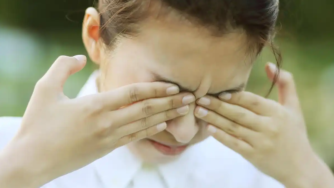 人在休假 眼睛在“加班”