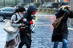   大风+沙尘暴+寒潮三预警齐发 缩略图