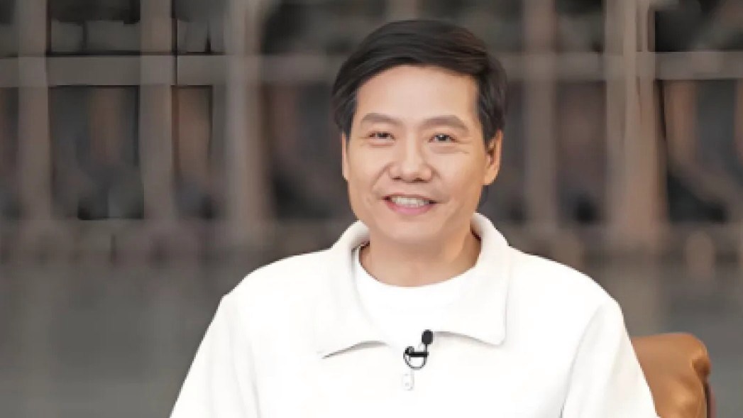  雷军对来合影小学生发出灵魂拷问