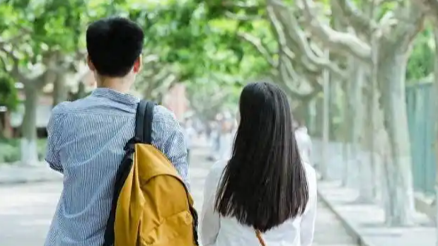  专家谈大学生恋爱意愿为何走低