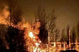   乌克兰对克里米亚发动大规模袭击 缩略图