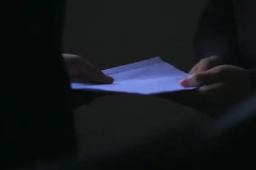   军工单位涉密人员疯狂卖秘换钱被捕 缩略图