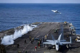   美媒：尼米兹号航母或面临报废处理 缩略图