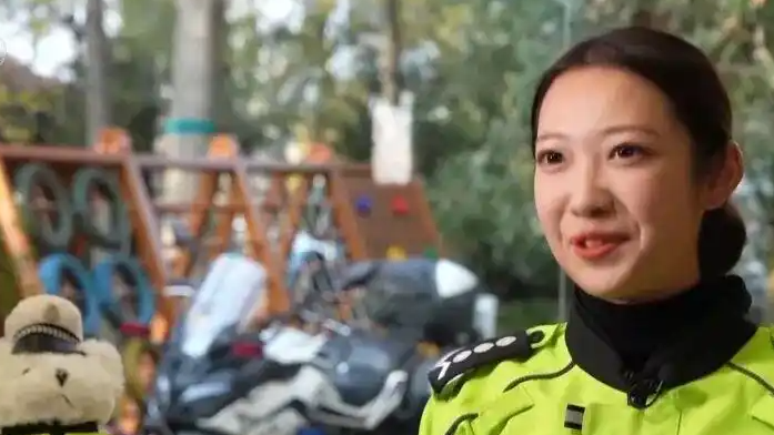 “兔子警官”李语蔚当选最美浙警