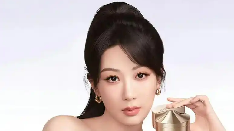 杨紫愿所有考生沉着应战不留遗憾