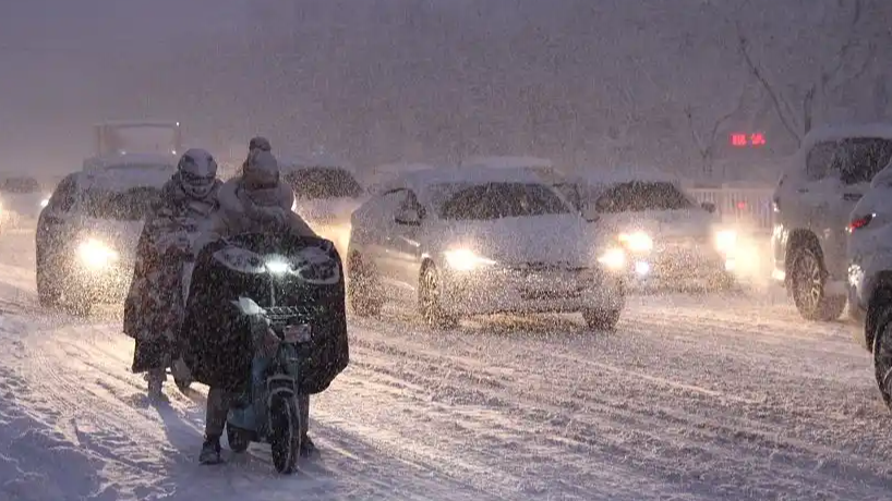 大范围雨雪来了 多地发布停课通知