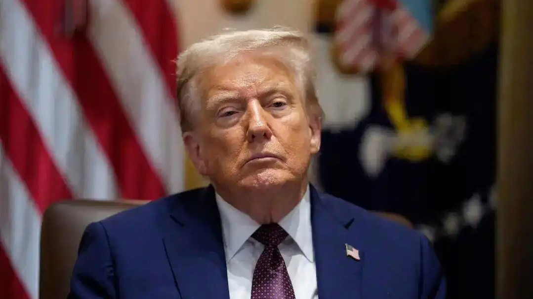 特朗普宣称美国不再资助乌克兰