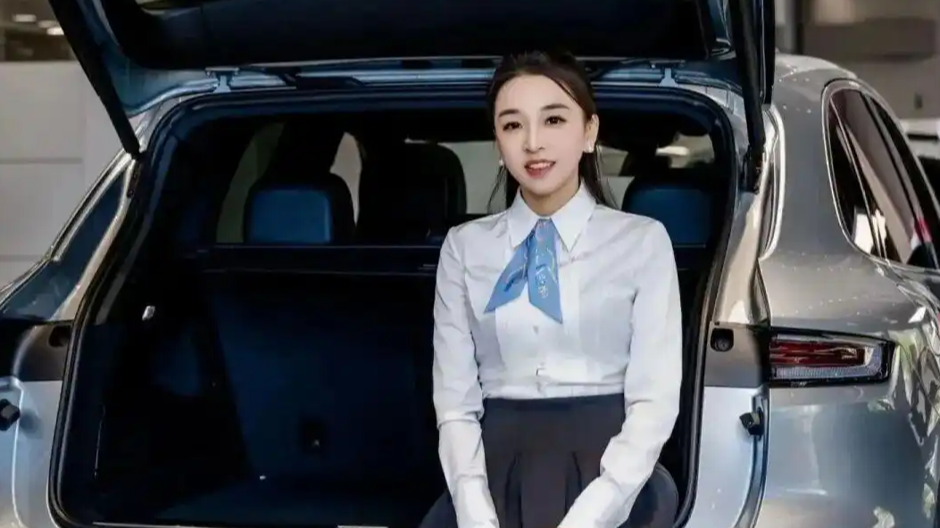 保时捷女销冠回应被AI合成不雅视频