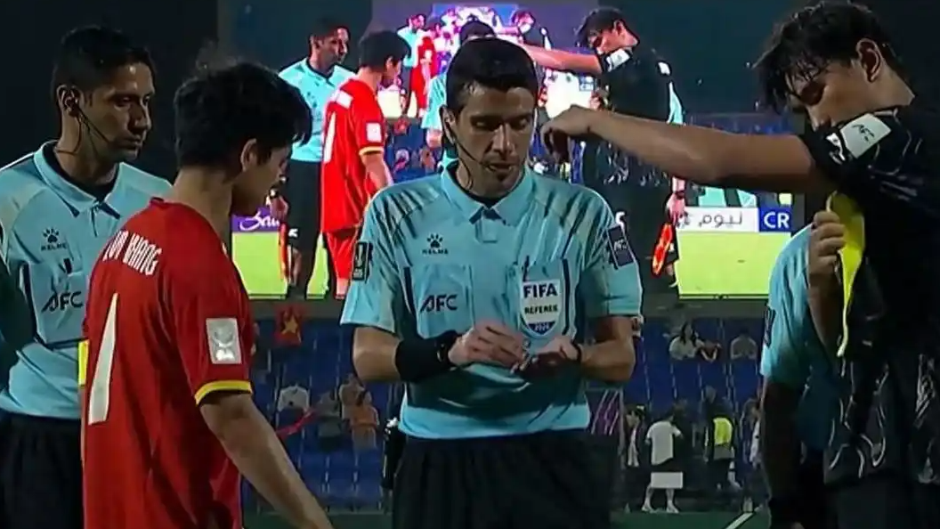 十人越南U23点胜韩国 获亚洲杯季军