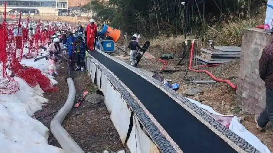 雪场“魔毯”骤停背后：安全不能总靠“保险赔付”来兜底