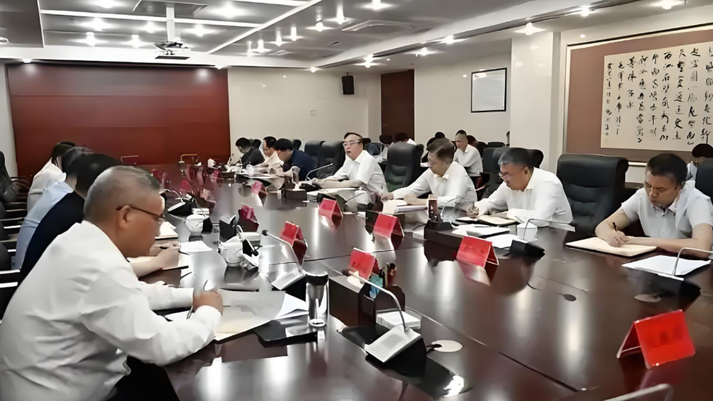  官员饮酒聚餐致死 安徽：绝不姑息