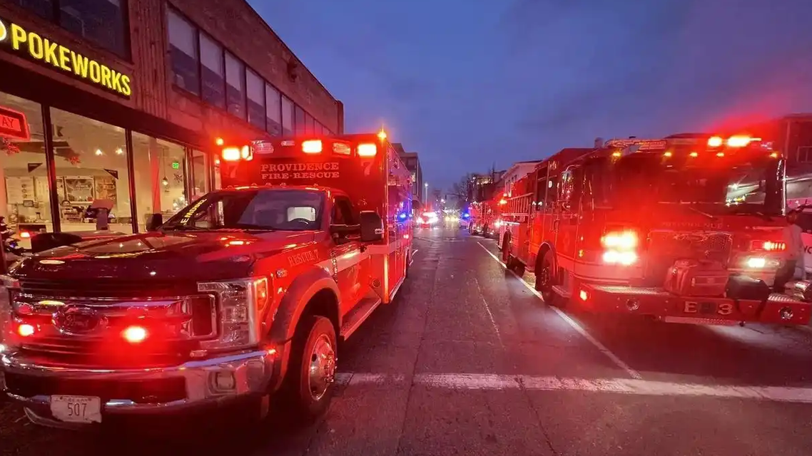 美布朗大学发生枪击事件 多人死伤