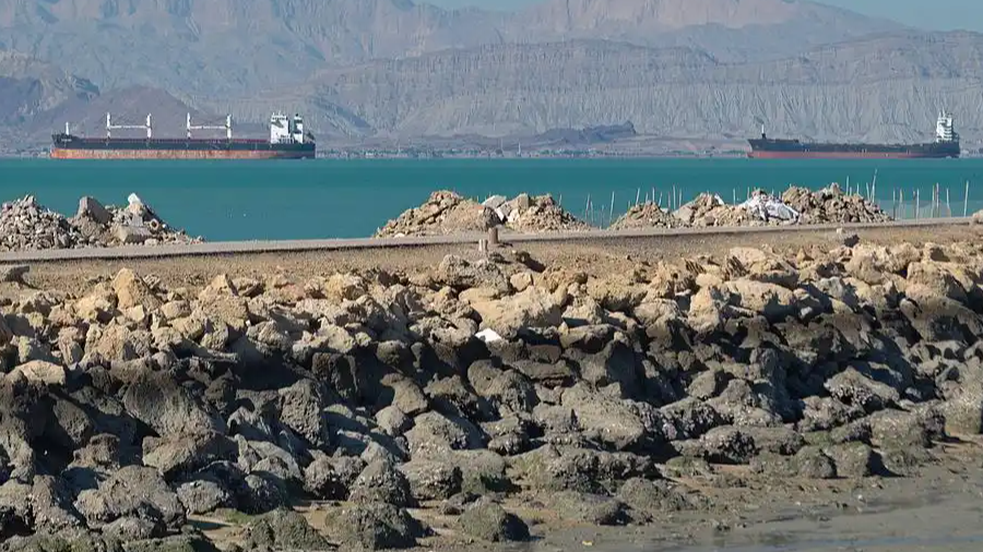 伊朗公布霍尔木兹海峡安全航路图